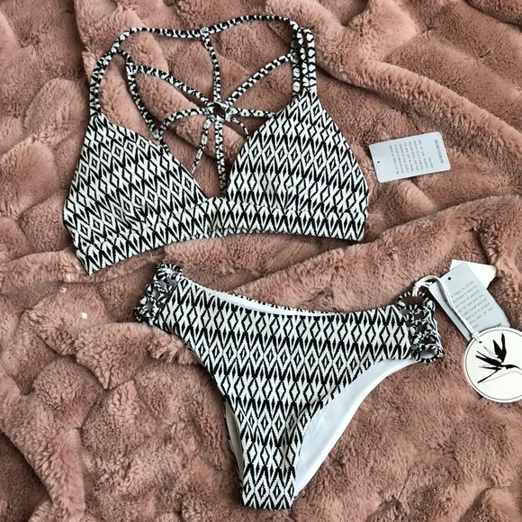 NWT Byrds of Paradise bikini - Picture 1 of 5